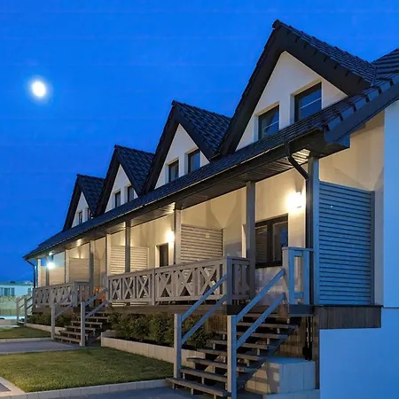 Apartment Seaside Escape Pet Friendly By Renters Mielenko