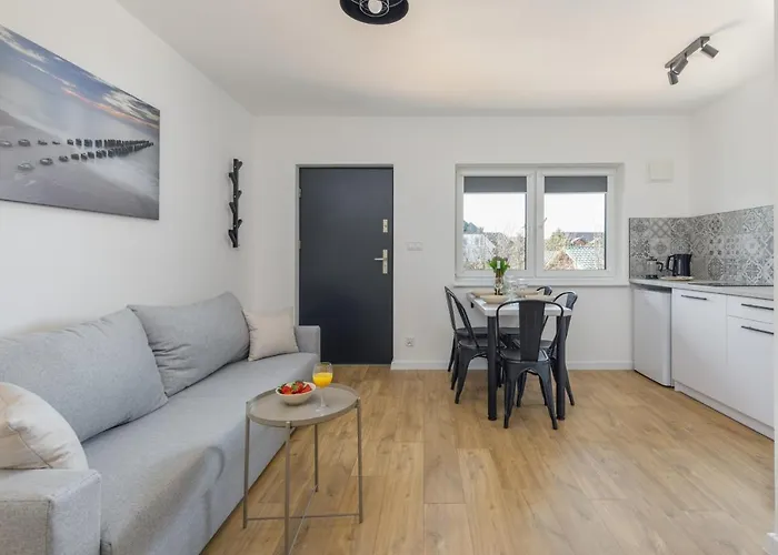 Seaside Escape Pet Friendly By Renters Appartamento Mielenko